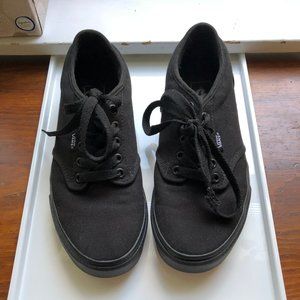Unisex Black Vans (Mens Size 7)